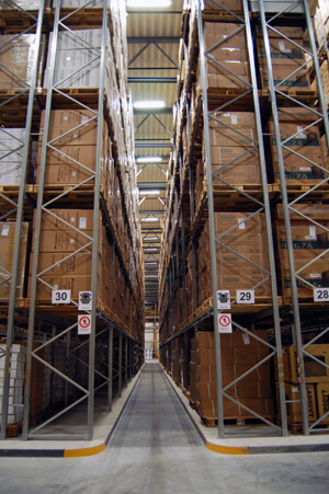 Dexion-P90-narrow-aisle-racking (1)